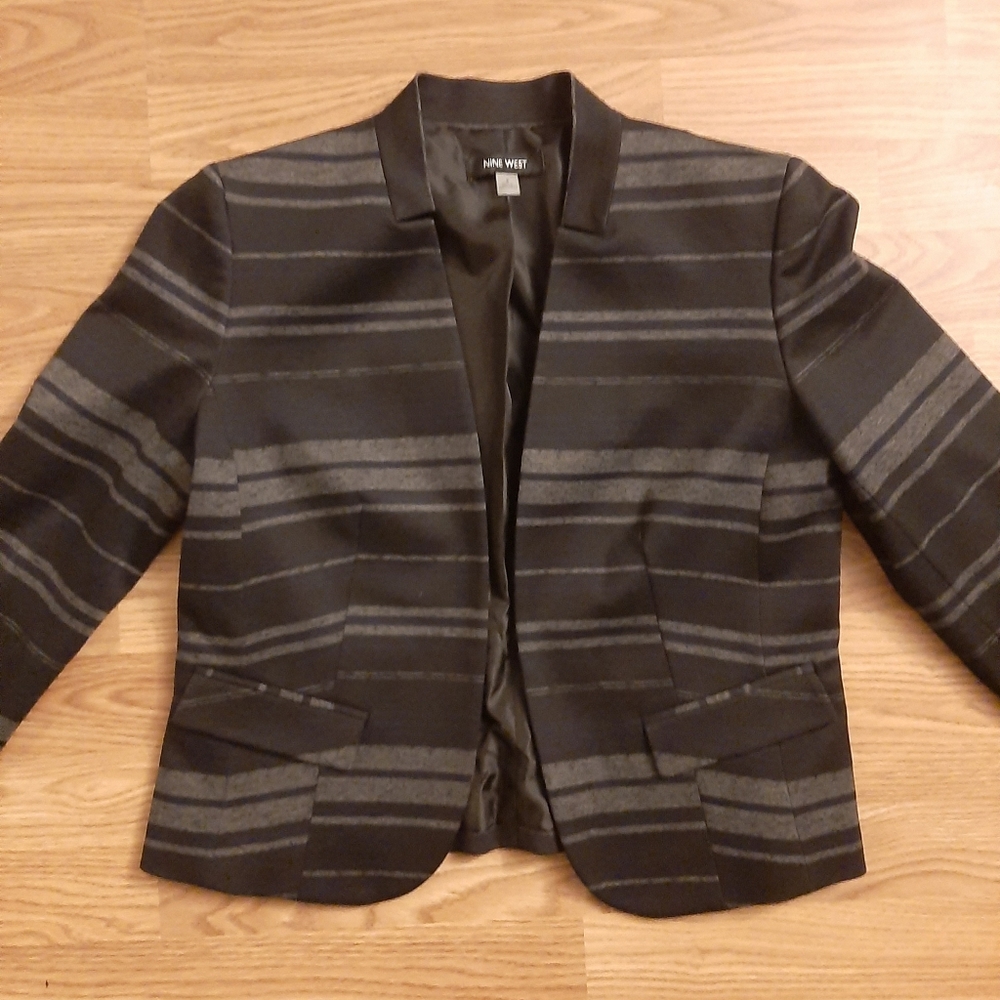 Nine West Blazer Size 6 - Picture 2 of 3